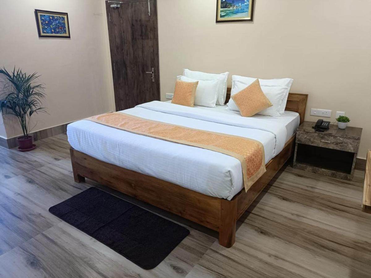 Goroomgo Silicon Residency Puri Near Sea Beach & Temple - Luxurious Room - Lift And Parking Facilities - Best Seller Exterior foto